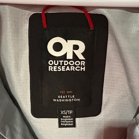 Outdoor Research Women's Dark Jacket - Picture 4 of 12